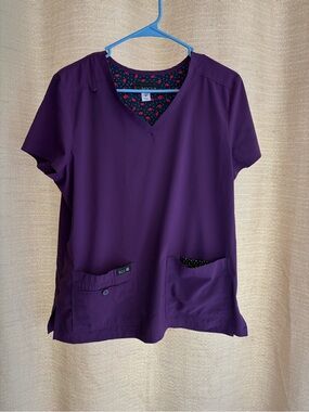 KOI Women's Deep Purple V-Neck Short Sleeve Scrub Top and Scrub pants